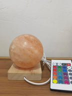 USB Colour Gradient Himalayan Salt lamp, Solid Wood Base Atmosphere Decoration Rotundity Salt lamp with Remote Control, Natural Crystal Stone Bedside Night Light, Handmade Crafts.