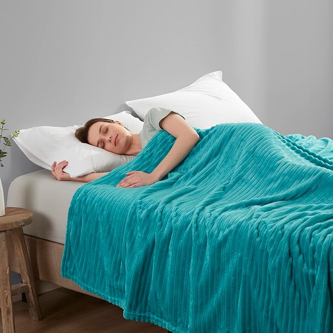 Nestl Blanket Twin Size for Bed - Cozy Warm Fuzzy Blankets for Women, Plush Small Fleece Throws for Girls - Teal Blue, 66 x 90 Inches