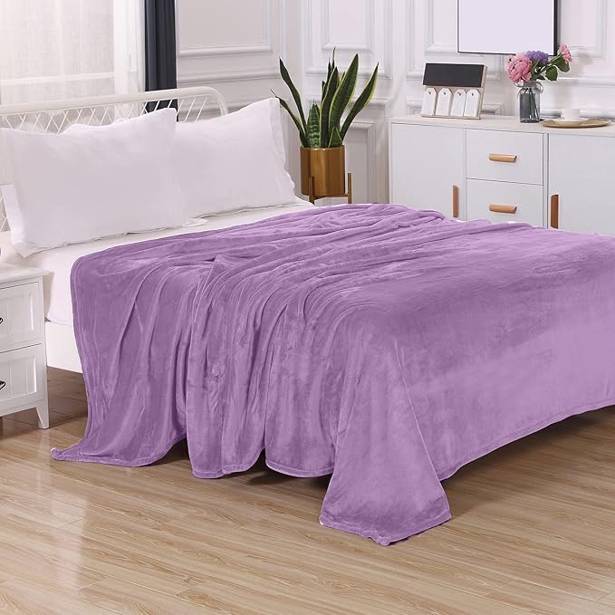 Elegant Comfort Luxury Velvety Feel Blanket, All-Season Lightweight Blanket, Ultra Plush, Soft, Cozy-Fuzzy Flannel Fleece for Couch, Sofa, Bed, Travel, Solid Design, Full/Queen, Lavender