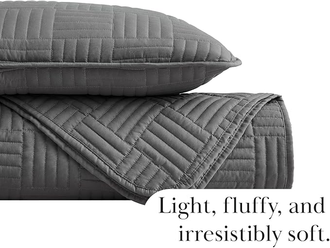 Southshore Fine Living, Inc. Oversized King Quilt Bedding Set with 2 Matching Shams, Coverlet for King/California Size Bedding, Soft, Lightweight Microfiber Quilt Set, Slate