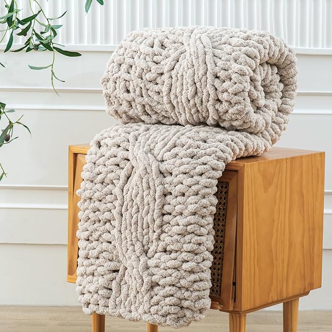 WESHIONGOO Chunky Knit Blanket Throw 50"×60" Knitted Throw Blankets for Couch Bed Fluffy Soft Blanket with Jumbo Chenille Yarn Thick 100% Handmade (Linen)