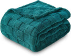 NEWCOSPLAY Super Soft King Blanket Dark Teal Premium Silky Flannel Fleece 3D Checkered Lightweight Bed Blanket All Season Use (Dark Teal Checkered, King(90"x110"))