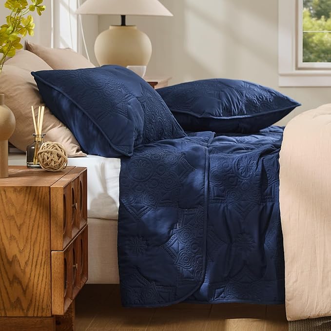 Bedsure Quilts Queen Size - Navy Blue Bedspread Queen Size & Lightweight Comforter, Modern Coverlet with Mandala Pattern, Ultra Soft All-Season Bedding, 90 x 96 Inches | Stitch-Free Quilting, Ultra Soft, Lightweight, Machine Washable, Pet-Friendly