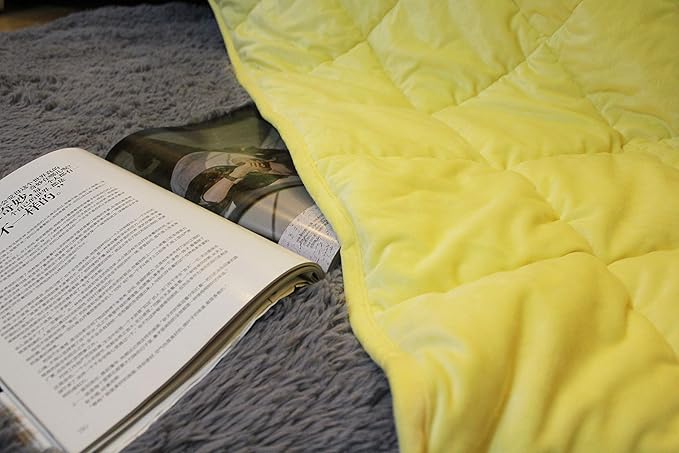 ALANSMA Reversible Weighted Blanket for All Season, Luxury Velvet, Warm and Cool, Adult 10Lb Yellow Weighted Blanket, Enjoy Sleeping Anywhere(Light Yellow,48"x72" 10lbs)