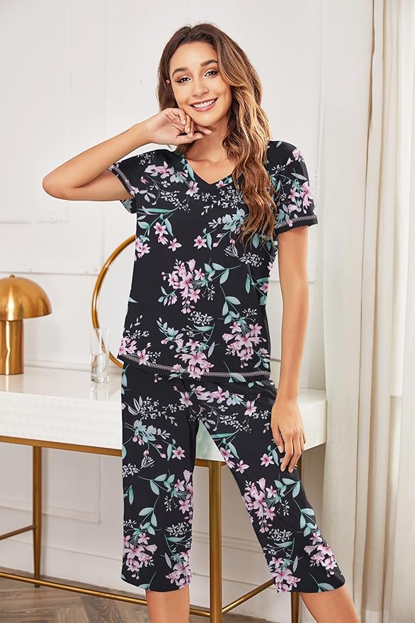 Ekouaer Women's Sleepwear Capri Pajama Sets Short Sleeve Two-Piece Pjs V Neck Tops & Capri Pants with Pockets S-3XL