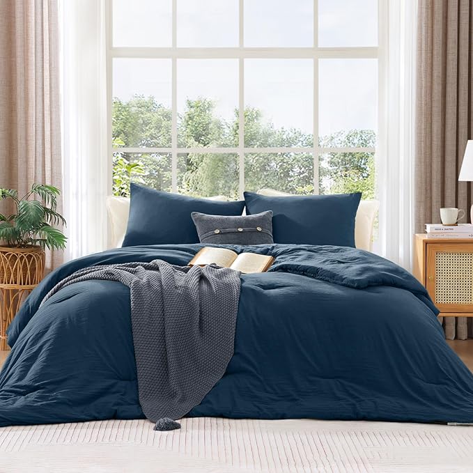 WRENSONGE Queen Comforter Sets - 3 Pieces Prewashed Serenity Blue Comforter Soft Lightweight for All Seasons,Down Alternative Comforters Queen Size with 2 Pillow Shams