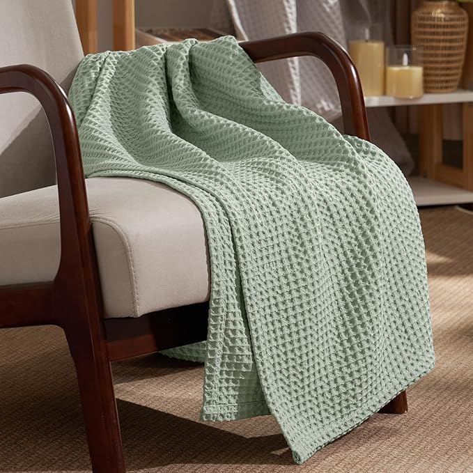 PHF Ultra Soft Waffle Weave Throw Blanket 50"x 60"- Washed Lightweight Breathable Cozy Woven Blanket for Bed - Aesthetic Decor for Couch Bedding Sofa Home Car - Sage Green/Mint Green