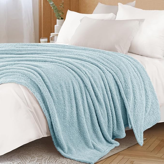 Exclusivo Mezcla Fleece Bed Blankets Queen Size, Ultra Soft, Lightweight and Fuzzy Stone Blue Blanket for Women, Home Decor, 90x90 Inches