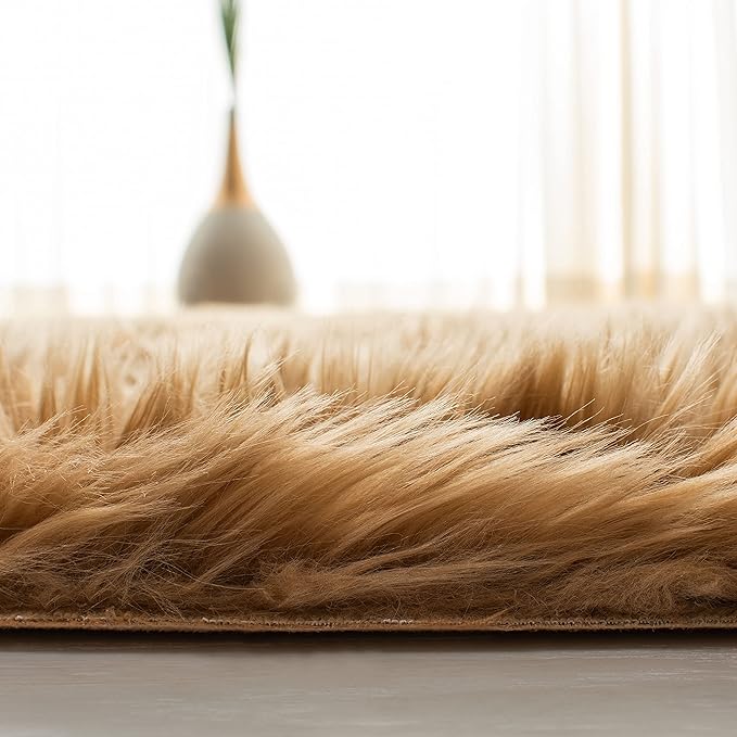 SAFAVIEH Faux Sheep Skin Collection 5' x 8' Camel FSS115E Silken Glam 2.35-inch Thick Area Rug