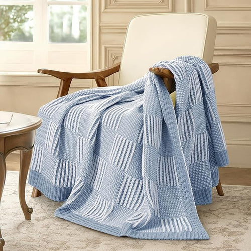 Amélie Home Knit Throw Blanket, Soft Chenille Cozy Breathable Pineapple Chunky Decorative Blanket for Couch, Bed & Sofa, French-Inspired Lightweight Warm Gift for Women, Washed Blue, 60"x80"