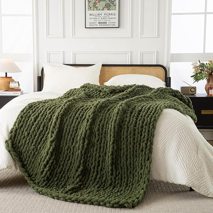 Ultra Soft Chunky Knit Throw Blanket 50x70 Hand Knitted Warm Chenille Throw Blanket, Home Decor Soft Thick Yarn Cable Knit Blanket Breathable Fleece Banket Christmas for Couch Bed Sofa Best Gift