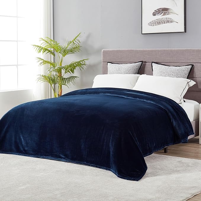 DREAMNINE Extra Large Soft Comfy Fluffy Fleece Bed Blanket Full Size 80" x 90", Luxury Decorative Fuzzy Blanket for Women Girl, Big Cozy Shaggy Warm Flannel Blankets for Winter Autumn Pets, Navy Blue