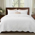 Bedsure Quilt King Size - Ultra Soft Pre-Washed Cloud-Like Bedding, All-Season Lightweight Comforter for Country Bedroom, Leaf Design Coverlet in Pure White, 106 x 96 Inches | Stitch-Free Quilting, Ultra Soft, Lightweight, Machine Washable, Pet-Friendly