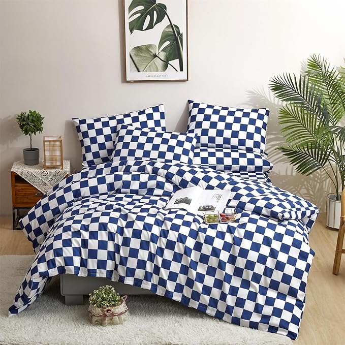 CLOTHKNOW Blue White Plaid Full Size Comforter Set Grid Bedding Comforter Sets Soft Blue Comforter with 2 x Pillow Cases