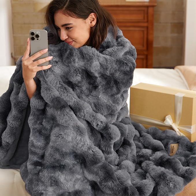 Bedsure GentleSoft Fluffy Fuzzy Tie-dye Dark Grey Throw Blanket for Men, Soft Cozy Minky Fleece Faux Fur Blanket for Couch, Mens Room Decor Charcoal Gray Bed Cover, Thick Warm Plush Gifts