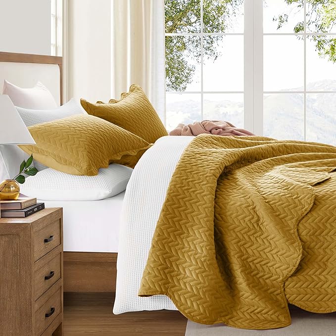 IR Imperial Rooms Queen Quilt Bedding Set Size (90" x 96") + 2 Pillow Shams (20" x 26"+ 2") - 3 Pcs All Season Lightweight Reversible Microfiber Coverlet Embossed Quilt Bedspread (Ochre)