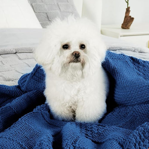 Amélie Home Knit Throw Blanket, Soft Chenille Cozy Breathable Checkered Chunky Decorative Blanket for Couch, Bed & Sofa, French-Inspired Lightweight Warm Gift for Women, Royal Blue, 50"x60"