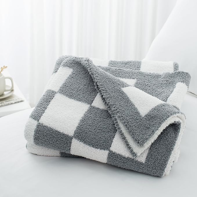 Carriediosa Checkered Throw Blanket 50" X 60", 400GSM Ultra Soft Microfiber Fuzzy Fluffy Reversible Cute Preppy Knitted Blankets Cozy Plush Fall Throws for Couch, Bed, Sofa, Grey