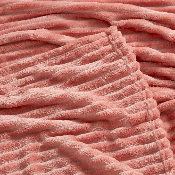 Nestl Blanket Twin Size for Bed - Cozy Warm Fuzzy Blankets for Women, Plush Small Fleece Throws for Girls - Misty Rose, 66 x 90 Inches