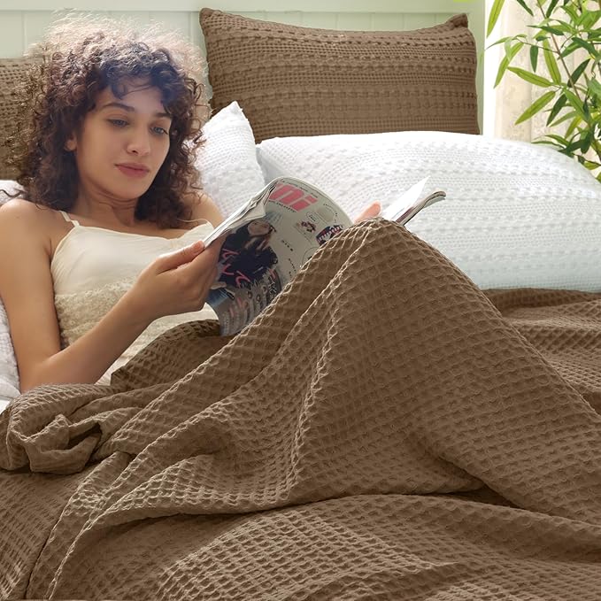PHF Ultra Soft Waffle Weave Blanket Queen Size 90"x 90"- Washed Lightweight Breathable Cozy Woven Blanket for Bed - Aesthetic Decor for Couch Bedding Sofa Home Car - Mocha