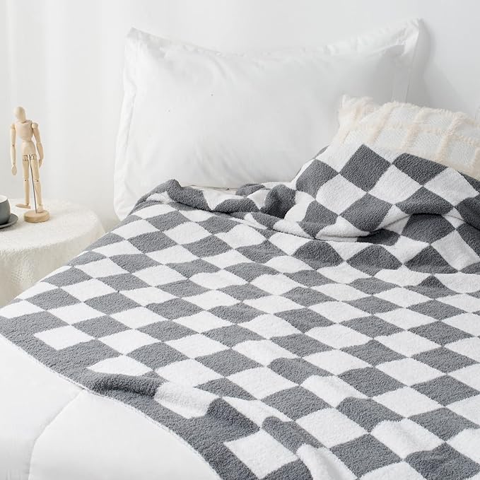 Carriediosa Checkered Throw Blanket 50" X 60", 400GSM Ultra Soft Microfiber Fuzzy Fluffy Reversible Cute Preppy Knitted Blankets Cozy Plush Fall Throws for Couch, Bed, Sofa, Grey