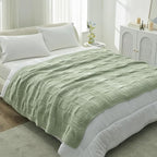 Amélie Home Knit Throw Blanket, Soft Chenille Cozy Breathable Checkered Chunky Decorative Blanket for Couch, Bed & Sofa, French-Inspired Lightweight Warm Gift for Women, Sage Green, 50"x60"