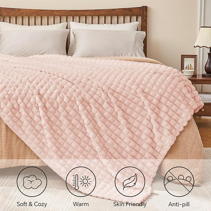 BEDELITE Pink Throw Blanket for Couch and Bed- Super Soft and Warm 3D Checkered Fluffy Fuzzy Fleece Blanket, Luxurious Plush Cozy Blanket for Room Decor Fall and Winter, 50x70 inches