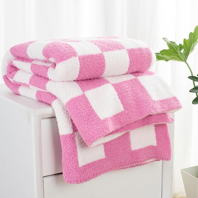 Carriediosa Checkered Throw Blanket 60" X 80" Twin, 400GSM Ultra Soft Microfiber Fuzzy Fluffy Reversible Cute Preppy Knitted Blankets Cozy Plush Fall Throws for Couch, Bed, Sofa, Hot Pink