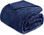 Exclusivo Mezcla Fleece Twin Size Blanket for Bed, 90x66 Inches Soft Cozy Jacquard Flannel Blankets, Lightweight Fuzzy Plush Warm for Women, Navy Blue