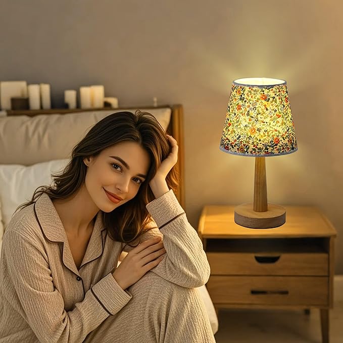 WSYEAR Flowers Cute Small Table Lamp, Boho Floral Table Lamps for Bedroom, Bedside Small Table Lamp for Small Space, Farmhouse Mini Table Lamp for Bedroom, Living Room