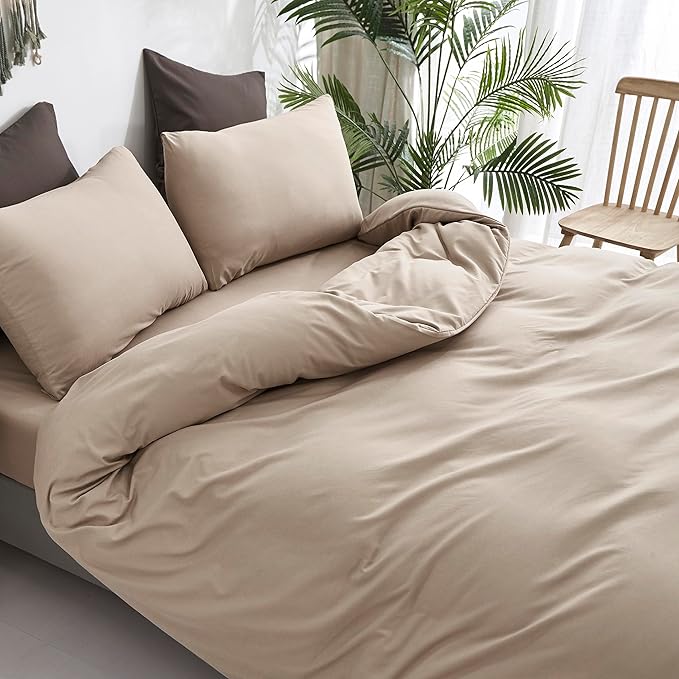 CLOTHKNOW Khaki King Size Comforter Set 3Pcs Coffee Beige Bedding Comforter Sets Soft Tan Comforter King with 2 x Pillow Cases