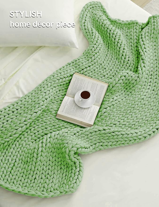 YnM Chunky Throw Blanket, Medium-Weight, Hand Knitted, Skin Friendly, Ventilated and Breathable, Machine Washable, Home Décor Piece for Couch, Sofa and Bed (Avocado Green, 40x50 Inch)