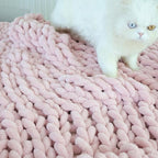 Maetoow Chenille Chunky Knit Blanket Throw （60×80 Inch）, Handmade Warm & Cozy Blanket Couch, Bed, Home Decor, Soft Breathable Fleece Banket, Christmas Thick and Giant Yarn Throws, Light Pink