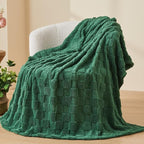 NEWCOSPLAY Super Soft Twin Blanket Dark Green Premium Silky Flannel Fleece 3D Checkered Lightweight Bed Blanket All Season Use (Dark Green Checkered, Twin(60"x80"))