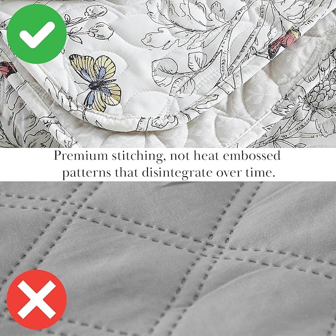 Southshore Fine Living, Inc. Oversized King Quilt Bedding Set with Two Matching Quilted Pillow Shams, Bayberry Collection, All Season Floral California/King Bed Spread Set, Summer Coverlet, Ivory