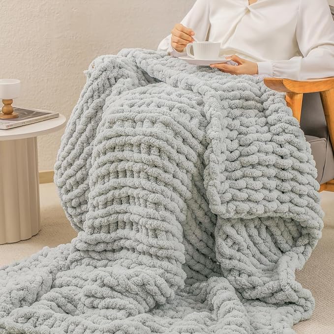 bearberry Chunky Knit Throw Blanket 60x80 Inches Handmade, Soft Jumbo Chenille Yarn with Cable Rope Knot Design | Thick Cozy Large Blanket for Couch, Sofa, Bed & Living Room Home Decor | Light Grey