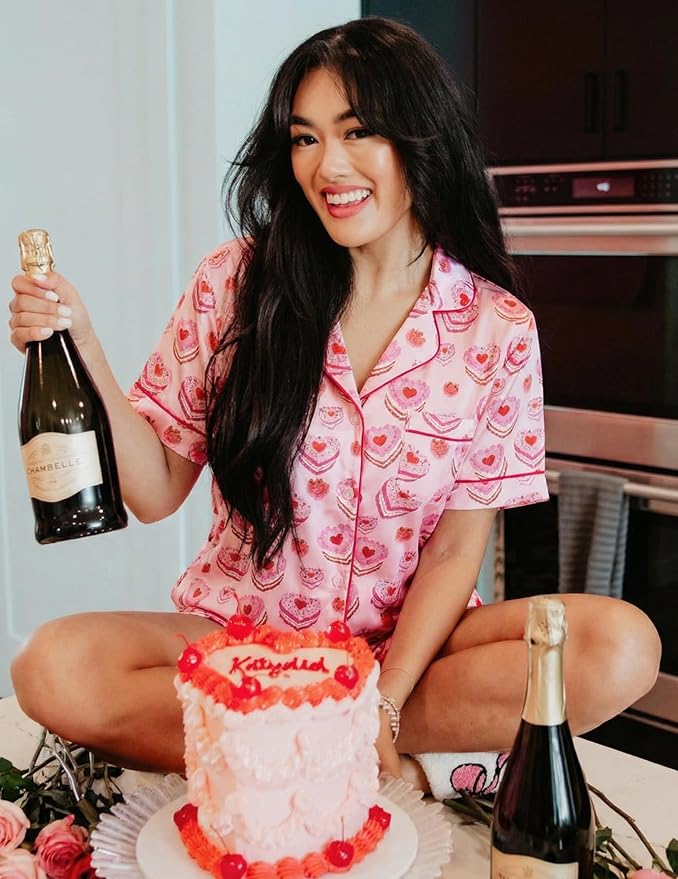 Ekouaer Womens Silk Satin Pajamas Set Short Sleeve Sleepwear Button Down Loungewear 2 Piece Pjs Shorts Set S-5X Plus Size