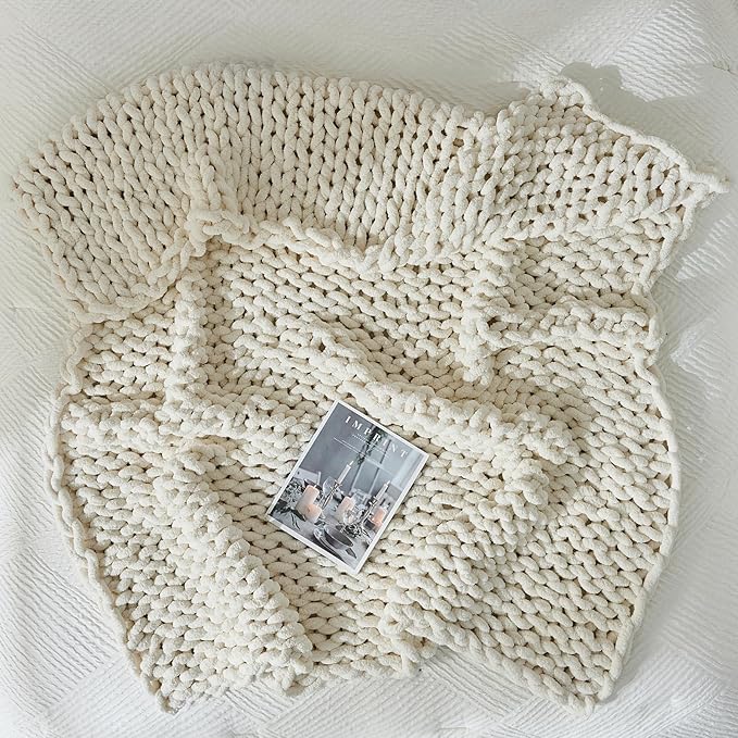 YAAPSU Chunky Knit Throw Blanket for Couch, 51"x63",100% Hand Knitted Thick Cable Knit with Cozy Jumbo Chenille Yarn, Soft Large Rope Knot Crochet Blankets for Sofa Bed Living Room Décor,Vintage White