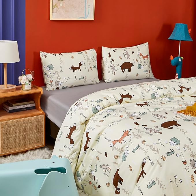 CLOTHKNOW Kids Queen Comforter Set 3Pcs Yellow Animal Bedding Comforter Sets Fox Woodland Forest Comforter with 2 x Pillow Cases