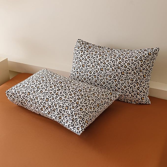 CLOTHKNOW Black Leopard Print Queen Comforter Set Cheetah Bedding Comforter Sets Soft Black Brown Bedding Sets with 2 x Pillowcases Queen Size