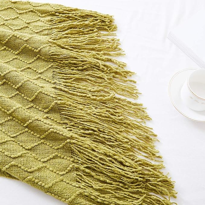 BOURINA Olive Green Throw Blanket 50x60 Inches Throw Textured Solid Soft Sofa Couch Decorative Knit Blanket
