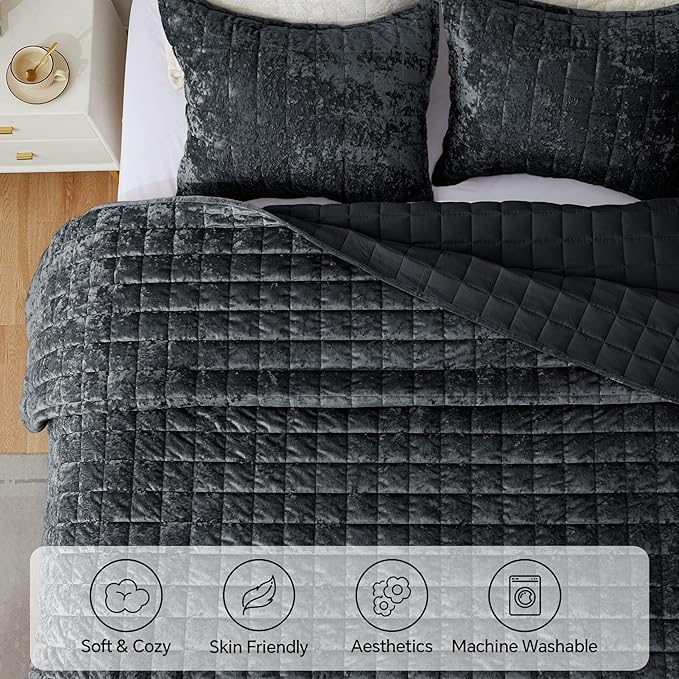 BEDELITE Velvet Quilt Set King Size - Luxury Velvet Comforter Bedding Set 3 Pieces, Lightweight Soft Cozy Shiny Black Oversized Bedspread Coverlet for All Seasons with 2 Pillow Shams