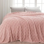 NEWCOSPLAY Super Soft Queen Blanket Pink Premium Silky Flannel Fleece 3D Checkered Lightweight Bed Blanket All Season Use (Pink Checkered, Queen(90"x90"))