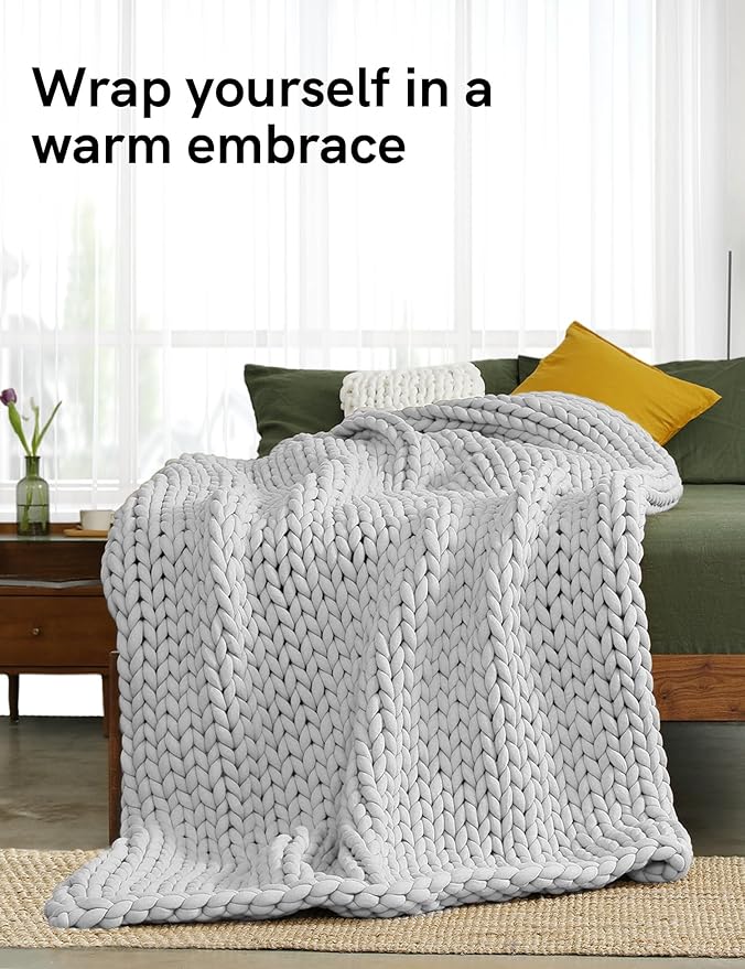 YnM Weighted Blanket, Handmade Chunky Yarn Knitted Design, Soft and Cozy, Temperature Regulating and Breathable, Machine Washable Throw for Sleep or Home Decor (Silver Grey, 60x80 Inch, 15lbs)