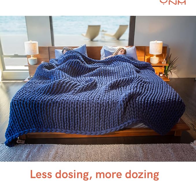 YnM Velvet Weighted Blanket, Handmade Chunky Knitted Design, Soft and Cozy, Temperature Regulating and Breathable, Machine Washable Throw for Sleep or Home Decor (Cream, 60x80 Inch, 15lbs)