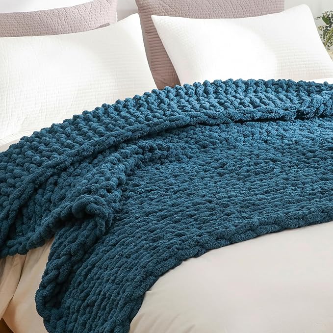 YAAPSU Chunky Knit Throw Blanket for Couch, 51“x63”, 100% Hand Knitted Thick Cable Knit with Cozy Jumbo Chenille Yarn, Soft Large Rope Knot Crochet Blankets for Sofa Bed Living Room Décor, Ocean Blue