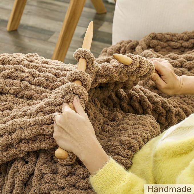 WESHIONGOO Chunky Knit Blanket Throw 51"×63" Knitted Throw Blankets for Couch Bed Fluffy Soft Blanket with Jumbo Chenille Yarn Thick 100% Handmade (Brown)