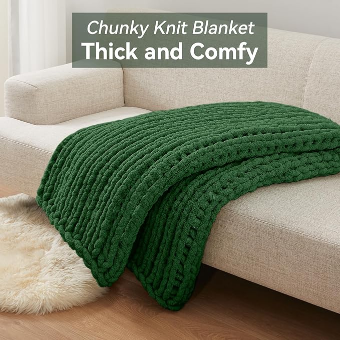 Negwoo Chunky Knit Throw Blanket, 60''*80'' Knitted Throw Chenille Yarn for Bed Couch, Handmade Grass Green Crochet Big Thick Blanket, Machine Washable Cute Comfy Blanket for Home Decor