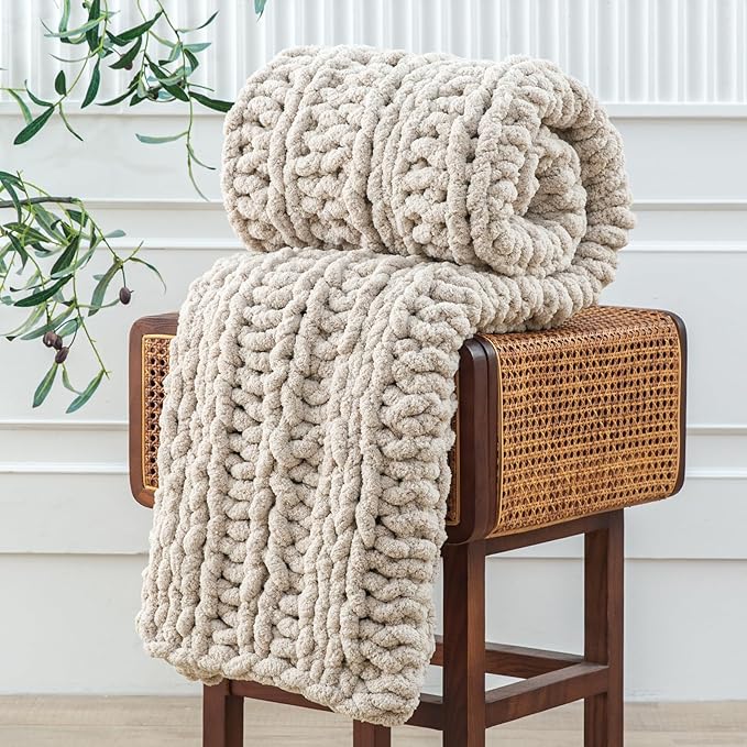 WESHIONGOO Chunky Knit Blanket Throw 40"×60" Knitted Throw Blankets for Couch Bed Fluffy Soft Blanket with Jumbo Chenille Yarn Thick 100% Handmade (Linen, Medium Size Throw)