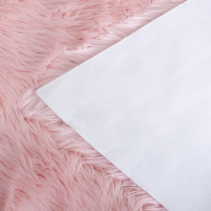 SAFAVIEH Faux Sheep Skin Collection 5' x 8' Pink FSS115G Silken Glam 2.35-inch Thick Area Rug